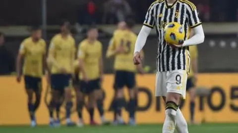 NBA烽火连城！活塞vs尼克斯巅峰对决，揭秘4连胜背后的关键分差！🔥🏀